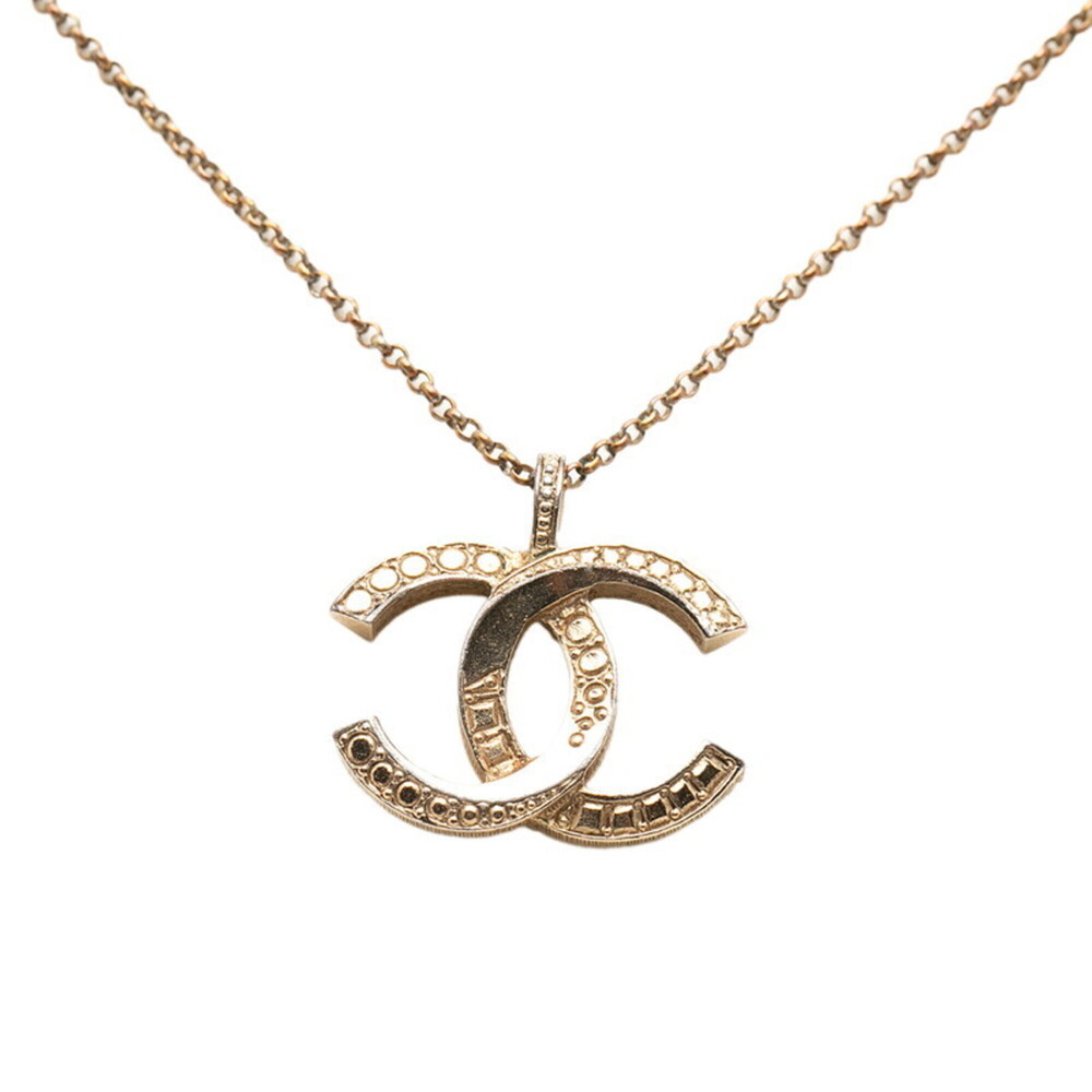 CHANEL Authentic Green Logo Necklace - Picture 2 of 7